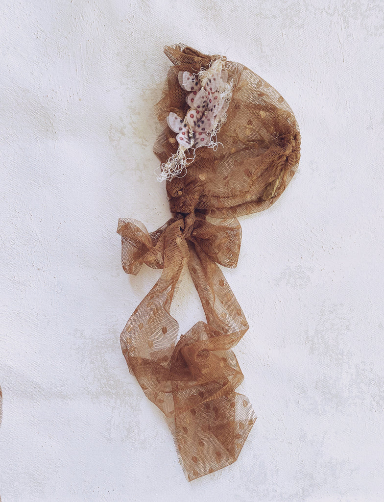 Pecan Flutter Bonnet